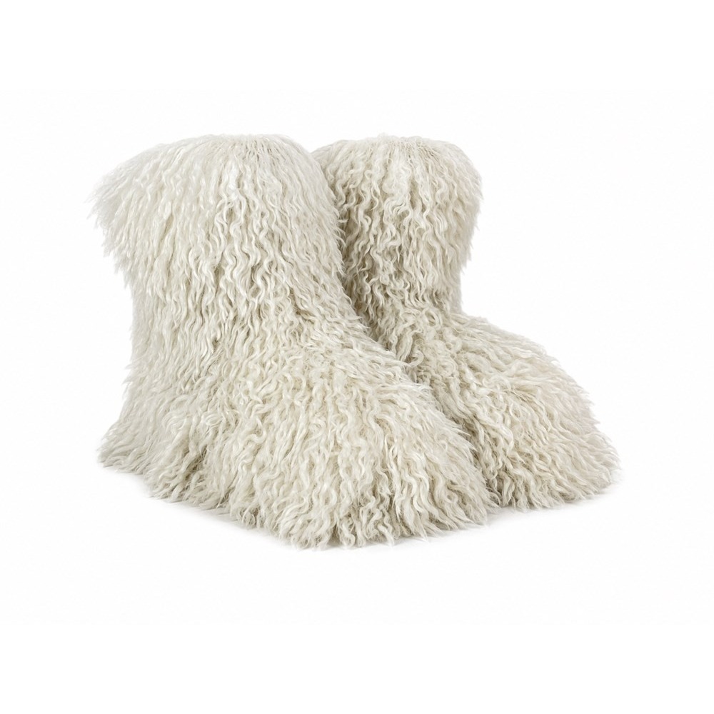 SKIMS Women's Size 40 White Faux Fur Shaggy Boots Cream Statement Yeti